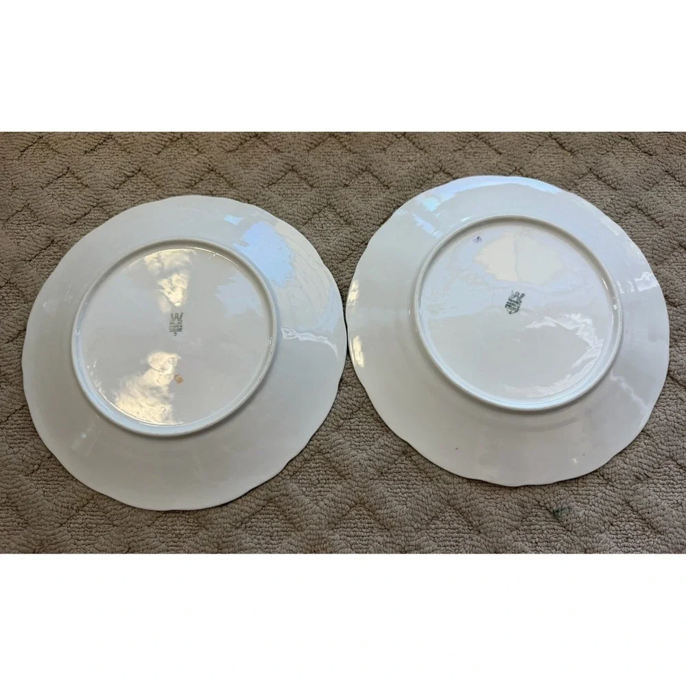 Wawel Poland Pompadour Rose Moss Roses Embossed Gold Trim -2 DINNER PLATES
